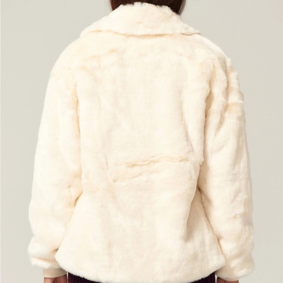 LITA Ciara Faux Fur Bomber Coat Size Medium New With Tags $498 - Picture 4 of 10